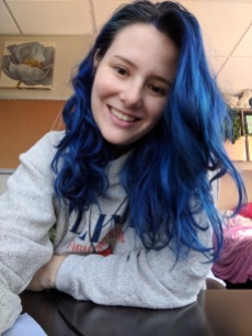 Royal blue hair was the actual shit